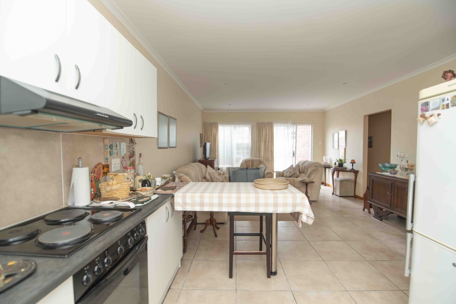 3 Bedroom Property for Sale in Parsonsvlei Eastern Cape